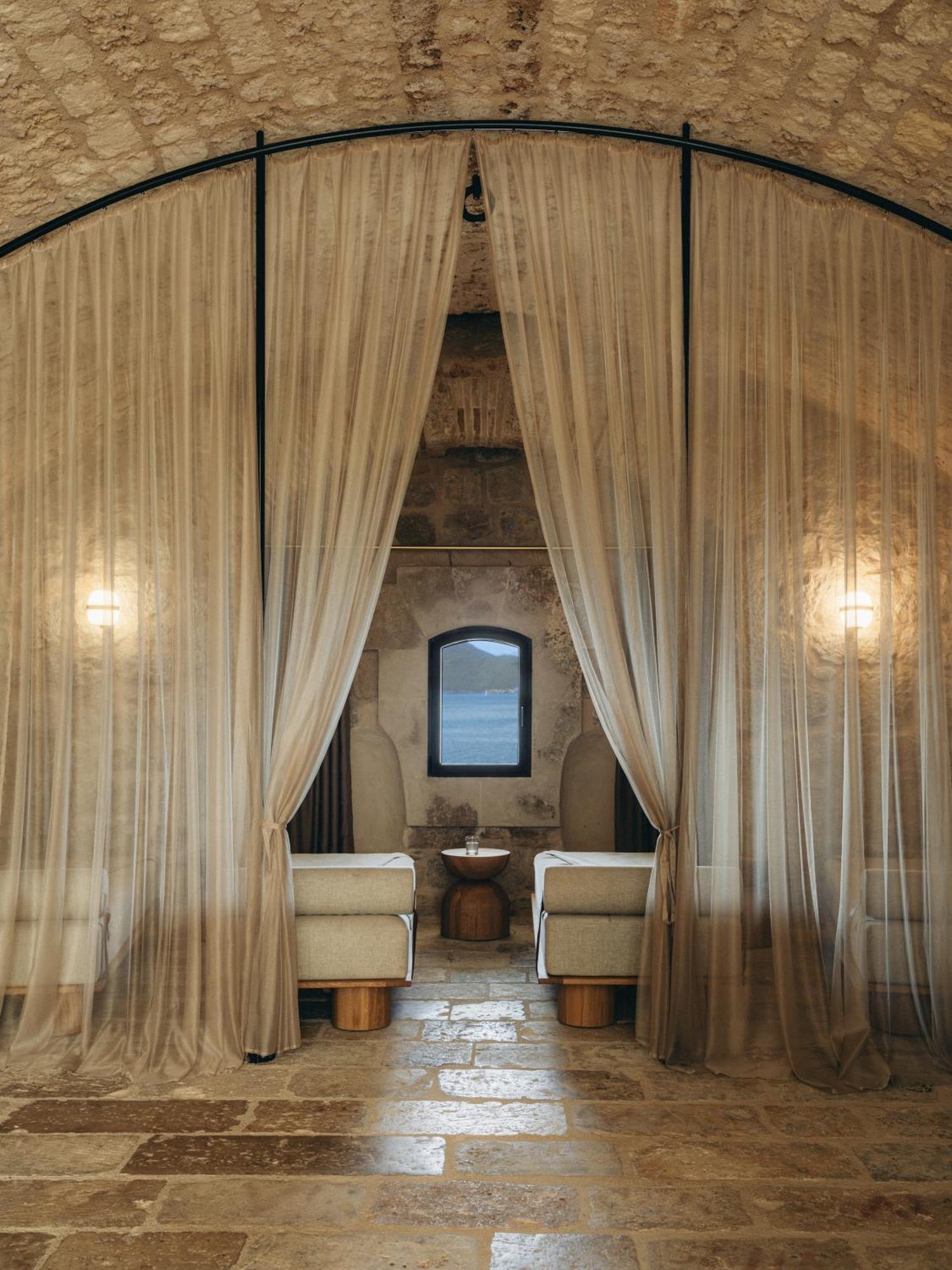 Mamula Island Hotel Херцег Нови Екстериор снимка